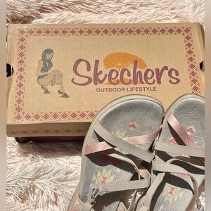 NEW Skechers strappy sandals reggae slim size 9